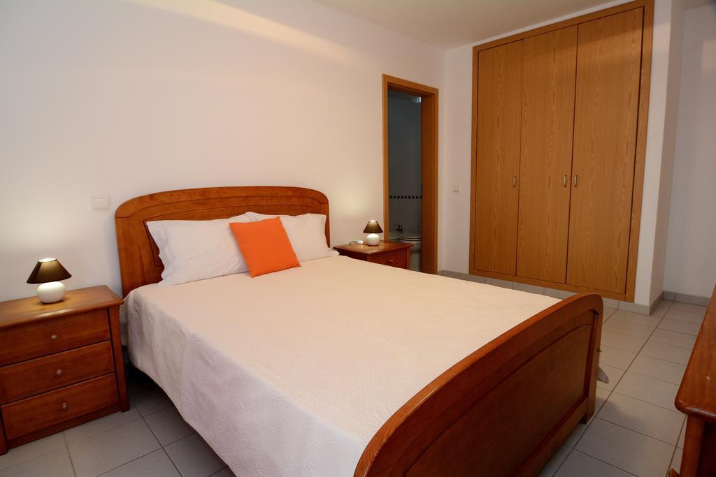 Apartamentos Encosta Da Marina - Praia Da Rocha Portimao Exterior photo